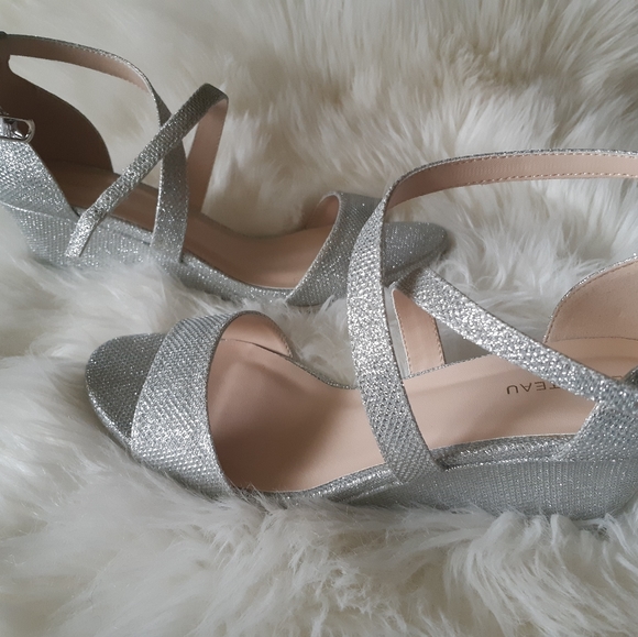 ❣Le chateau beautiful summer /spring dress slipper - Picture 6 of 8